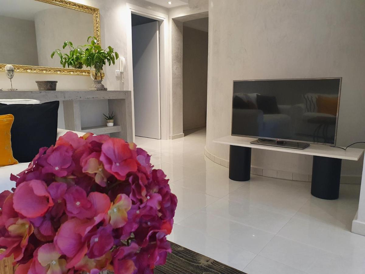 Dioni Luxury House Villa Nea Iraklitsa Bagian luar foto